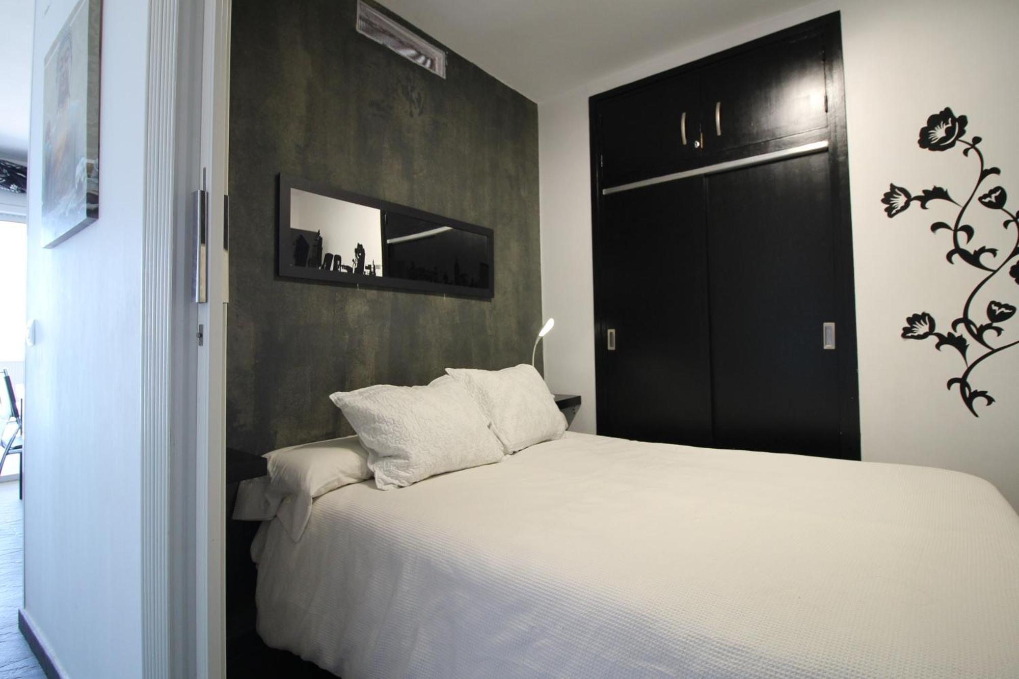 Basic Comfort Studio Manhattan 0115 Емпуриабрава Екстериор снимка