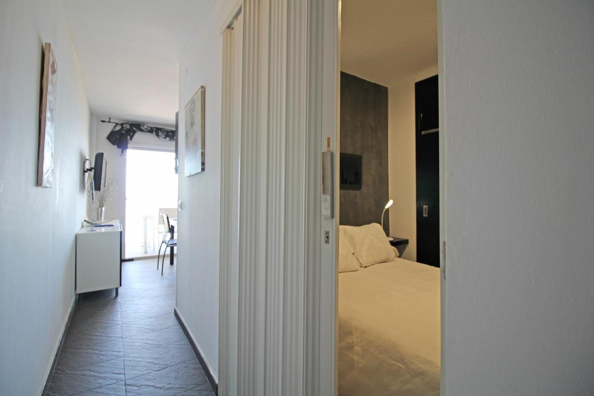Basic Comfort Studio Manhattan 0115 Емпуриабрава Екстериор снимка